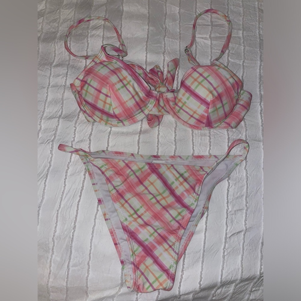 Brand new bathing suit! Never worn. XS
